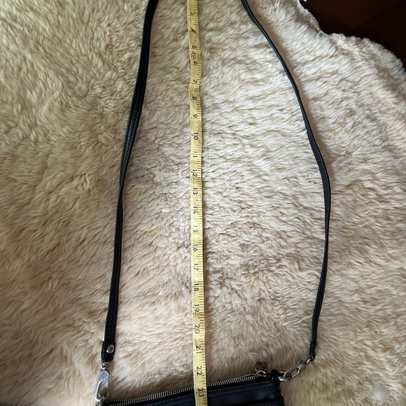 Vintage Authentic Marc Jacobs Crossbody Black Leather EUC - Picture 9 of 9